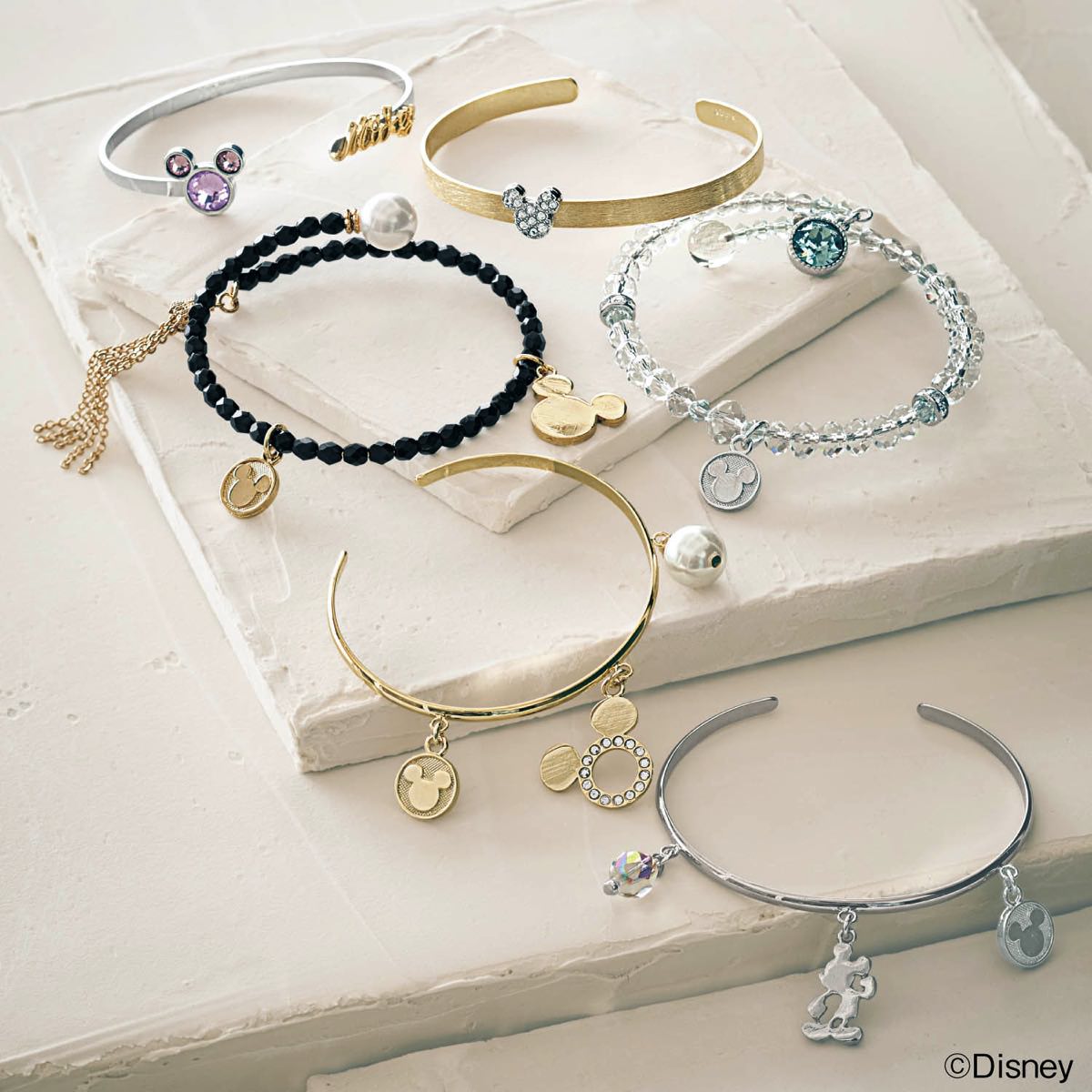 たくさん集めて重ねづけ ベルメゾン ディズニーデザイン 重ねてアレンジブレスレッド Dtimes