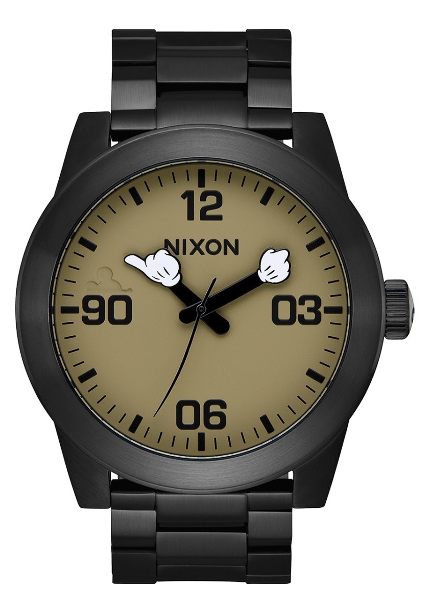 ミッキーマウスのスタイリッシュなウォッチとバッグ！NIXON（ニクソン