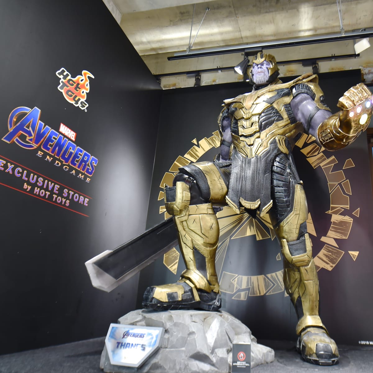 撮影コスチューム8点も展示！『アベンジャーズ／エンドゲーム』エクスクルーシブ・ストア by ホットトイズ