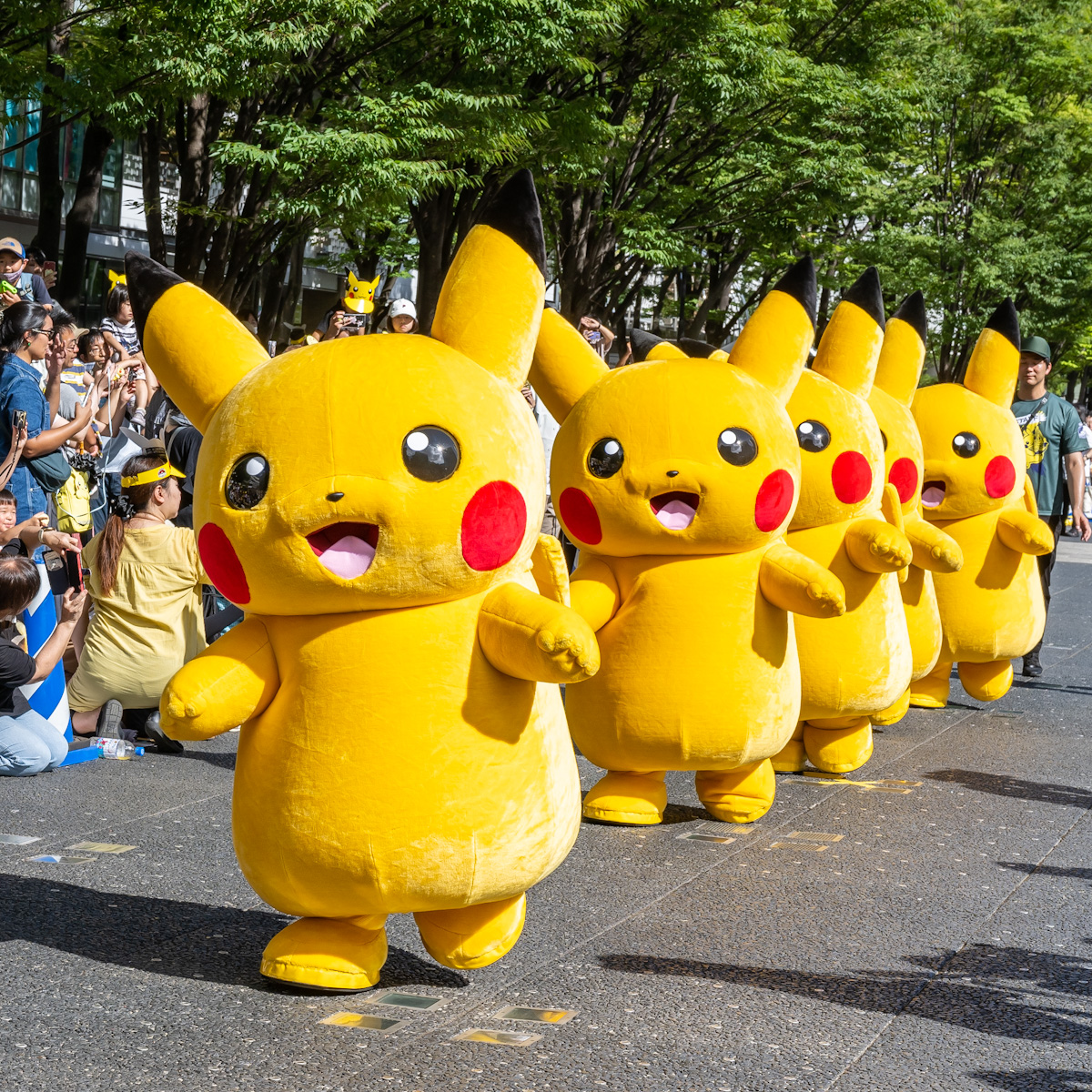 ポケモン　横浜ピカチュウ