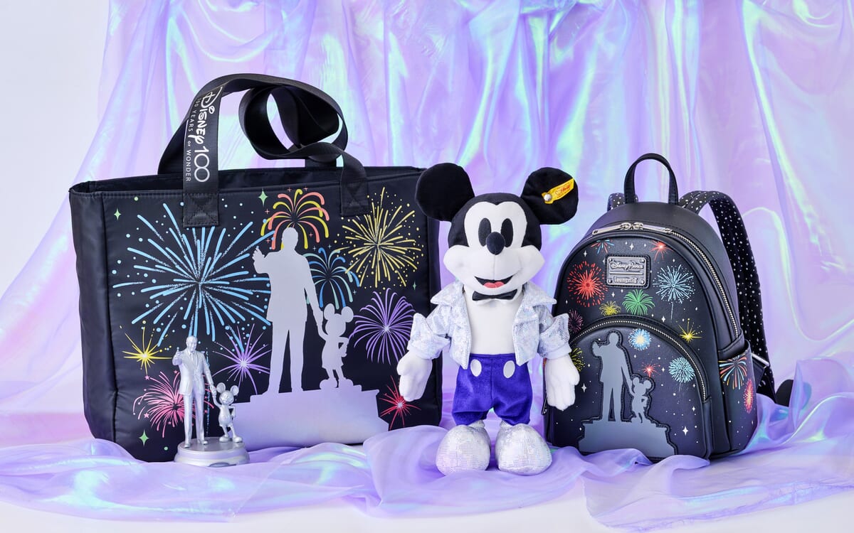 ウォルト・ディズニーとミッキーの“パートナーズ像”デザイン！ディズニーストア「Disney100 Platinum Celebration  Finale Collection」