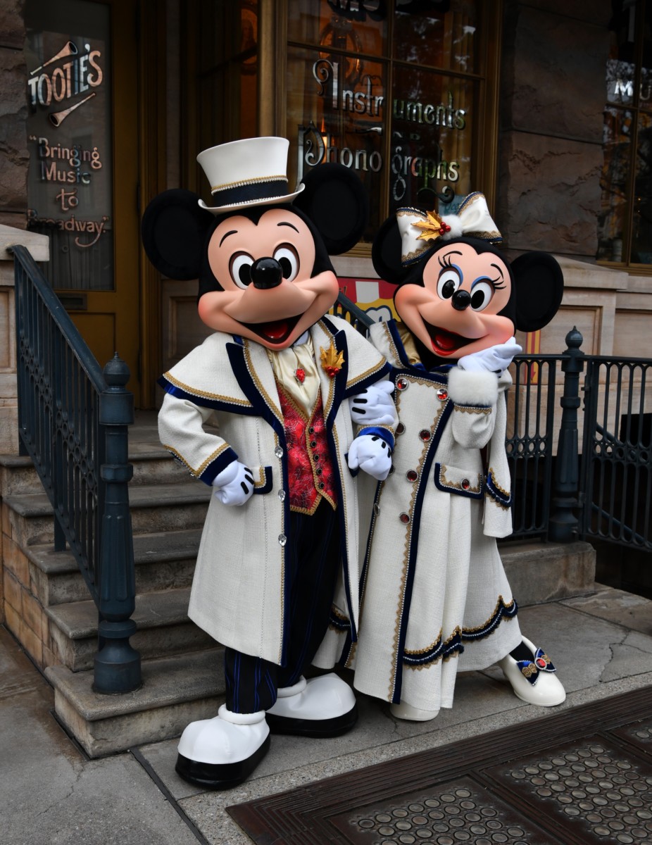 新ショー『イッツ・クリスマスタイム！』コスチュームお披露目！東京  