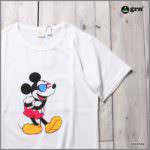 ミッキーマウスTシャツ　サングラス　イメージ