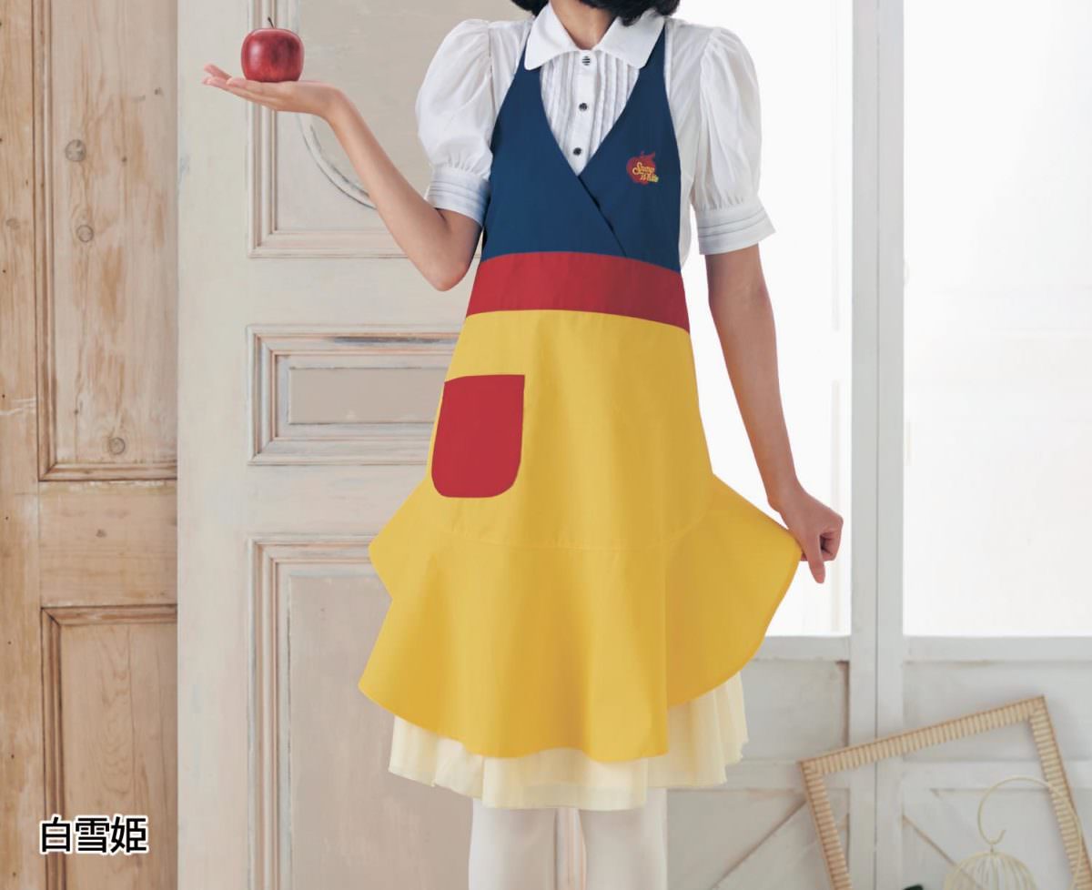 なりきりエプロン　白雪姫　着用イメージ