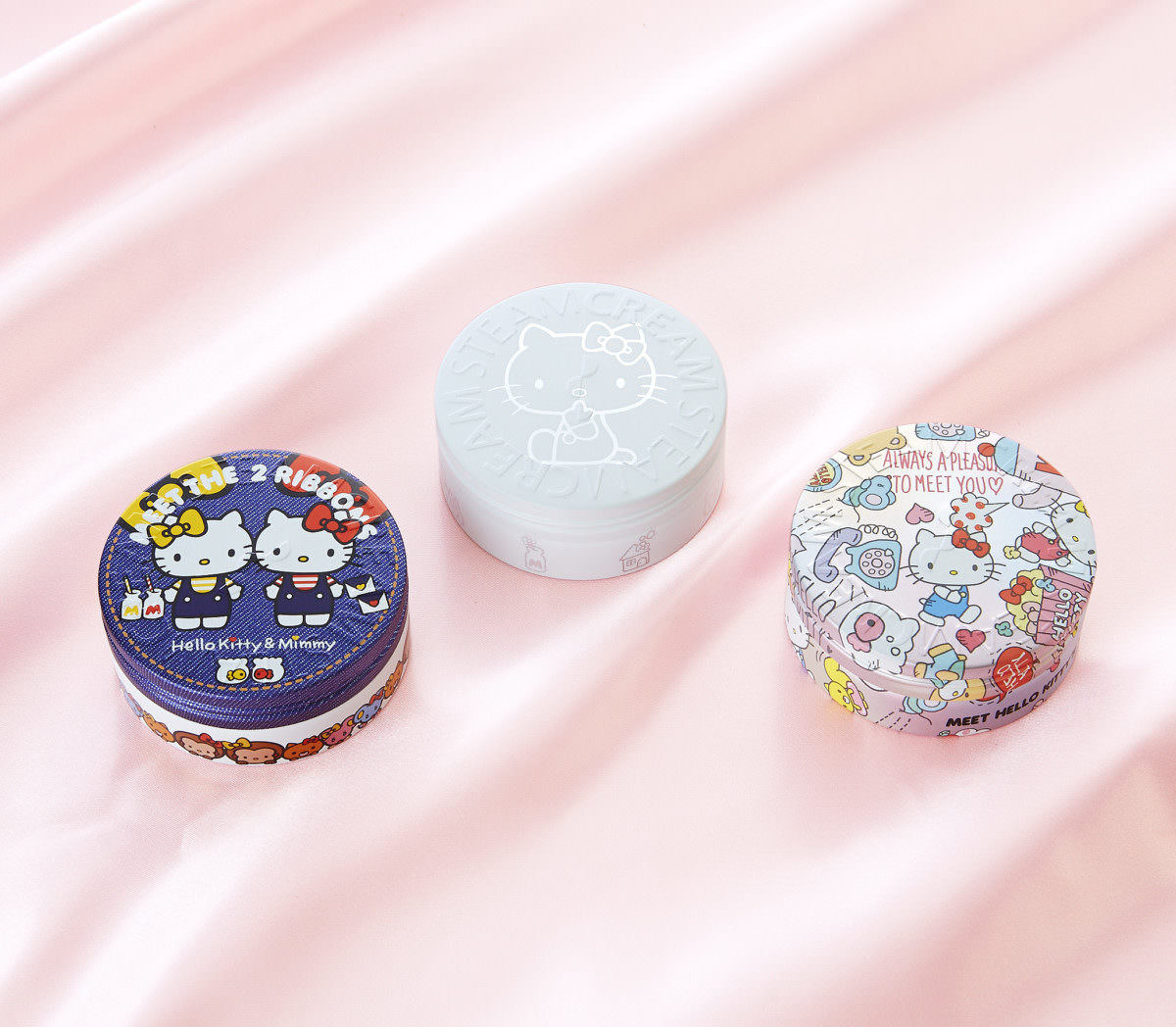 サンリオ　スチームクリーム　Hello Kitty 限定