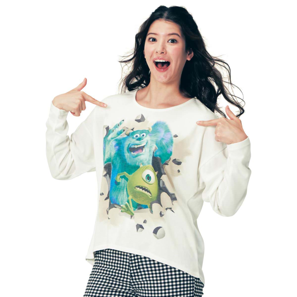 インパクトプリントドロップショルダー長袖Ｔシャツ