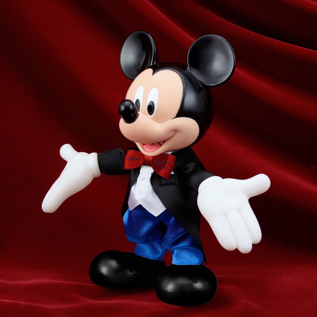 ミッキーマウスがいっぱいな11月のプライズ！セガプライズ ディズニー「ミッキーマウス Birth Memorial おっきいマスコット」など