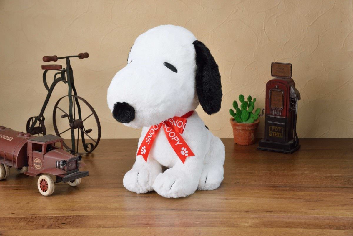 SNOOPY™　メガジャンボビッグリボンぬいぐるみ
