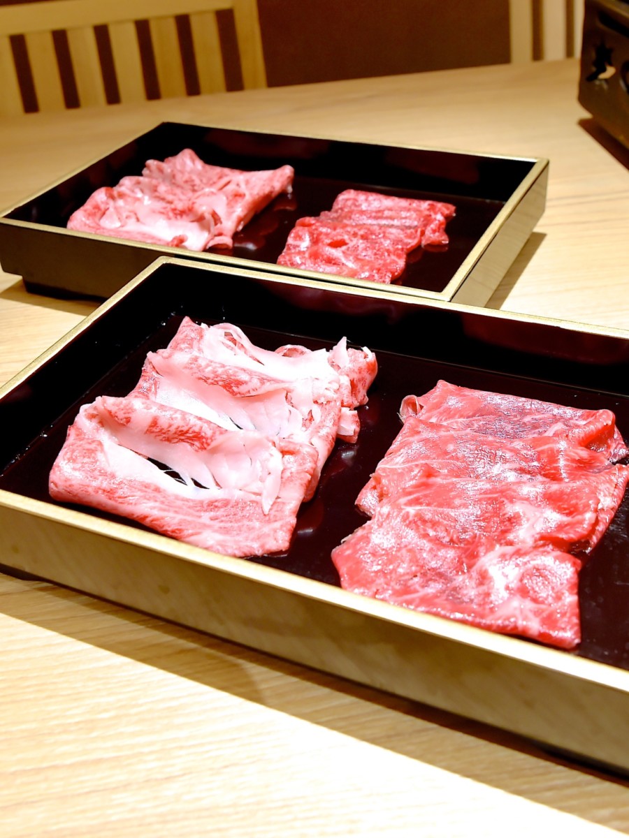 4種の選べる出汁で味わう贅沢鍋 銀座 神戸牛しゃぶしゃぶ店 おもき 離れ Dtimes