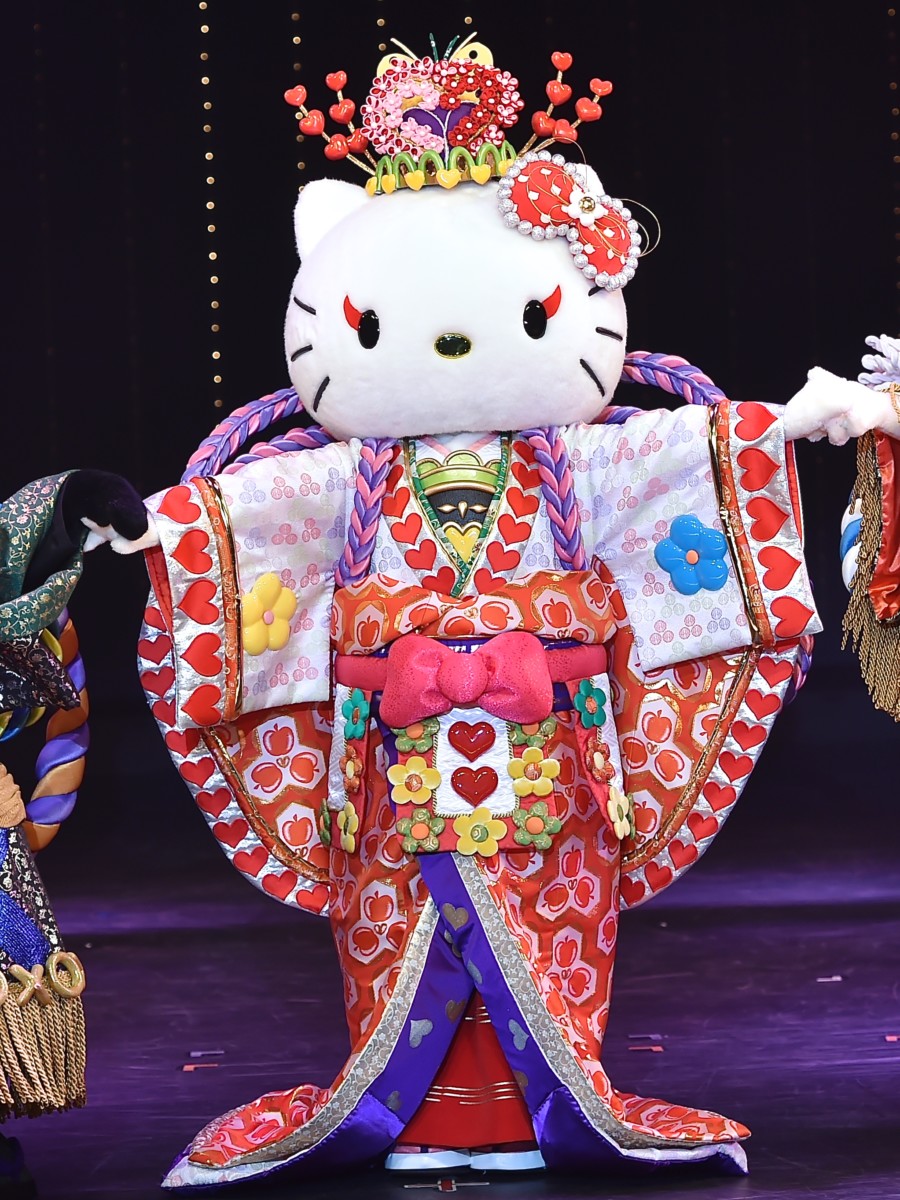 大迫力の本格歌舞伎ミュージカル サンリオピューロランド Kawaii Kabuki ハローキティ一座の桃太郎 公開ゲネプロ Dtimes