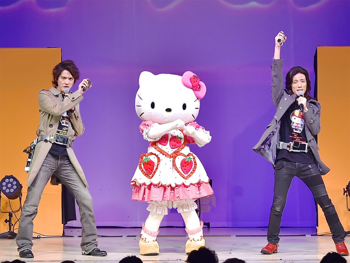 サンリオピューロランド「仮面ライダー555×ハローキティ」