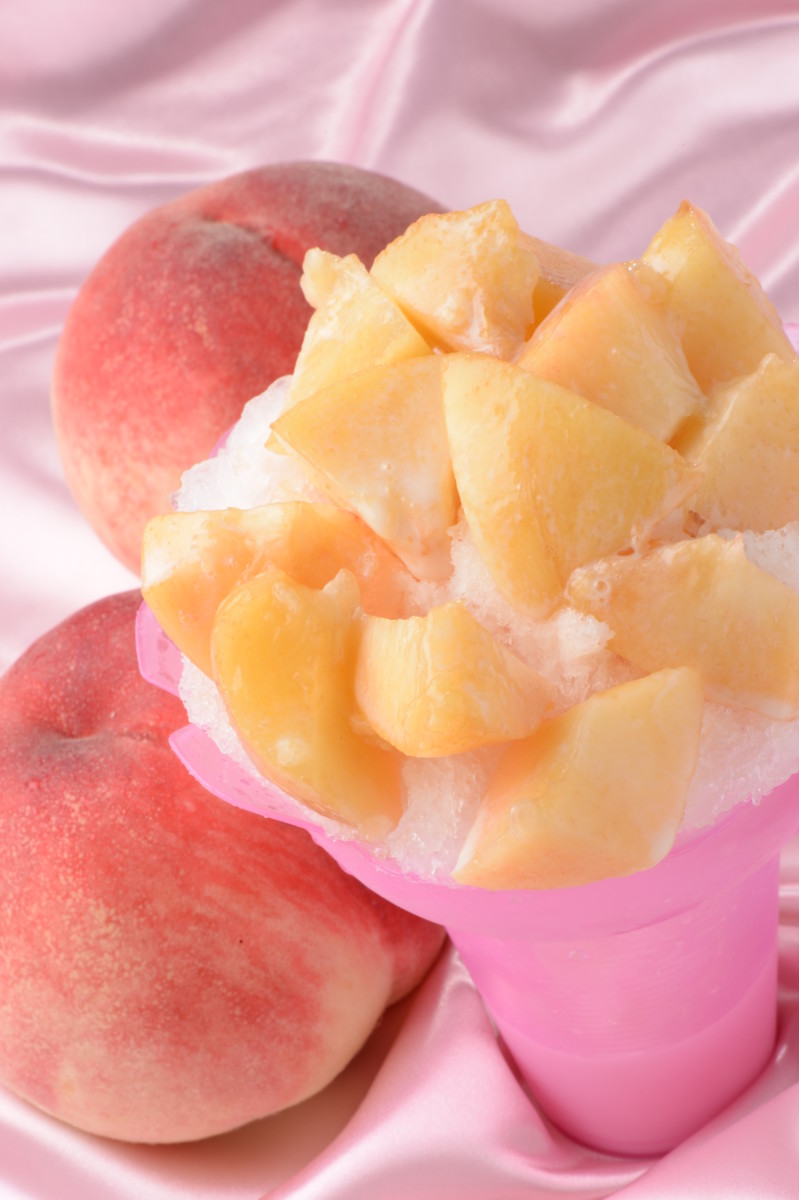 桃のプレミアムかき氷～杏仁ミルク～