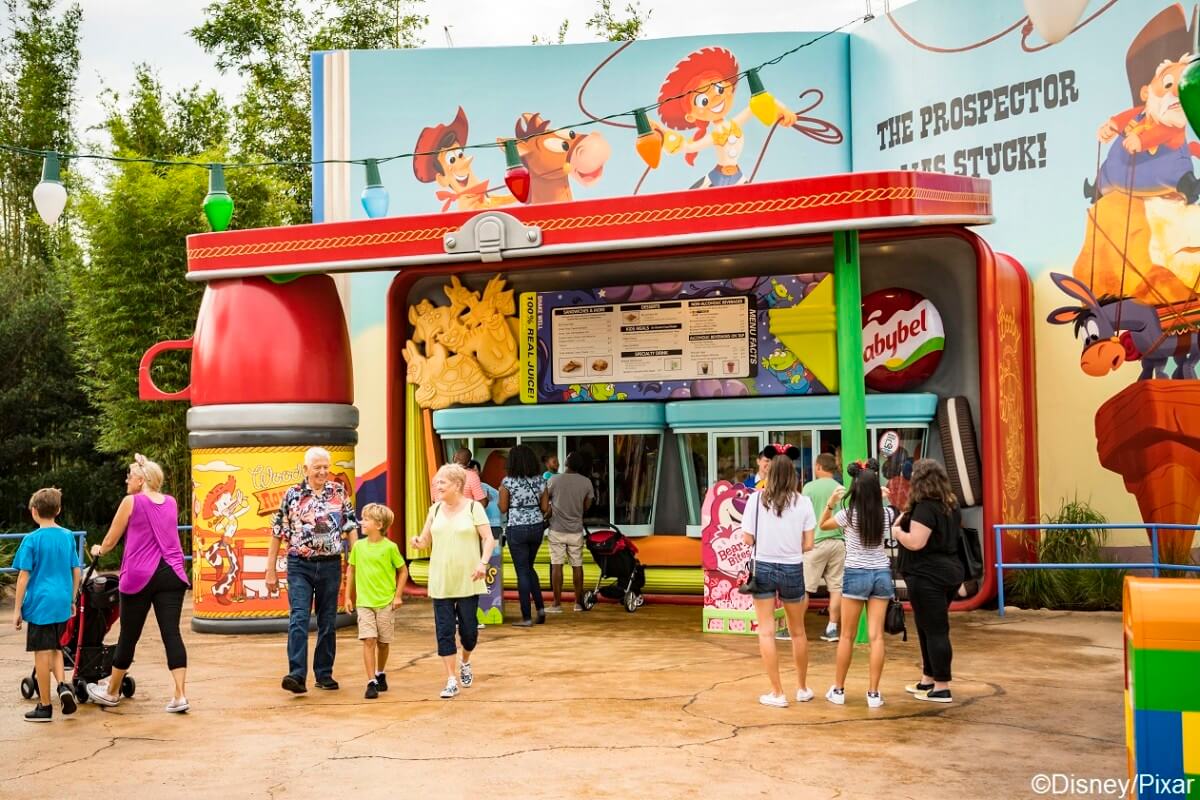 WoodyÕs Lunch Box in Toy Story Land - Dtimes
