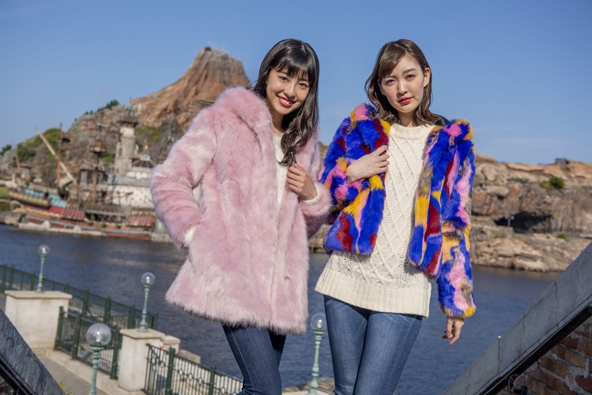東京ディズニーリゾート「ファー×スパンコールのアイテム」