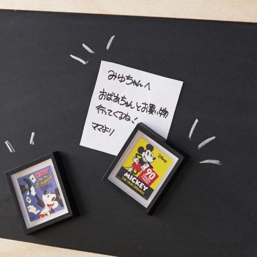 ミッキーマウス９０周年　スペシャルフレームマグネット　３柄セット　使用イメージ