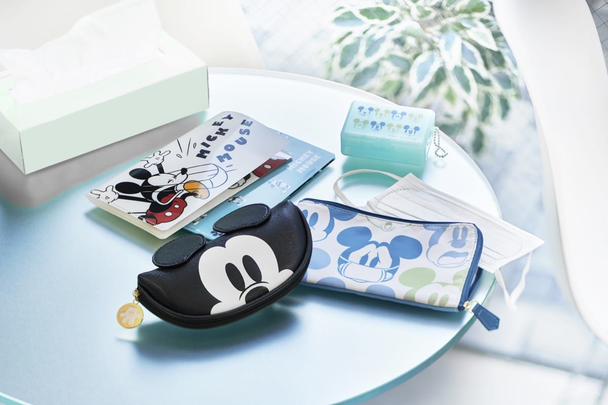 マスク姿のミッキーがかわいい！ディズニーストア｢花粉対策グッズ｣