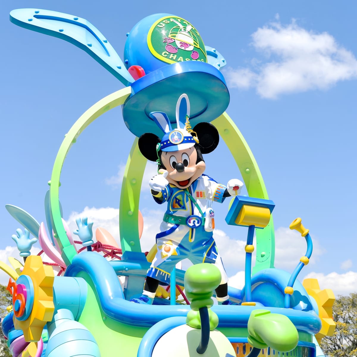 東京ディズニーランド“ディズニー・イースター2019”メインパレード『うさたま大脱走！』ミッキー