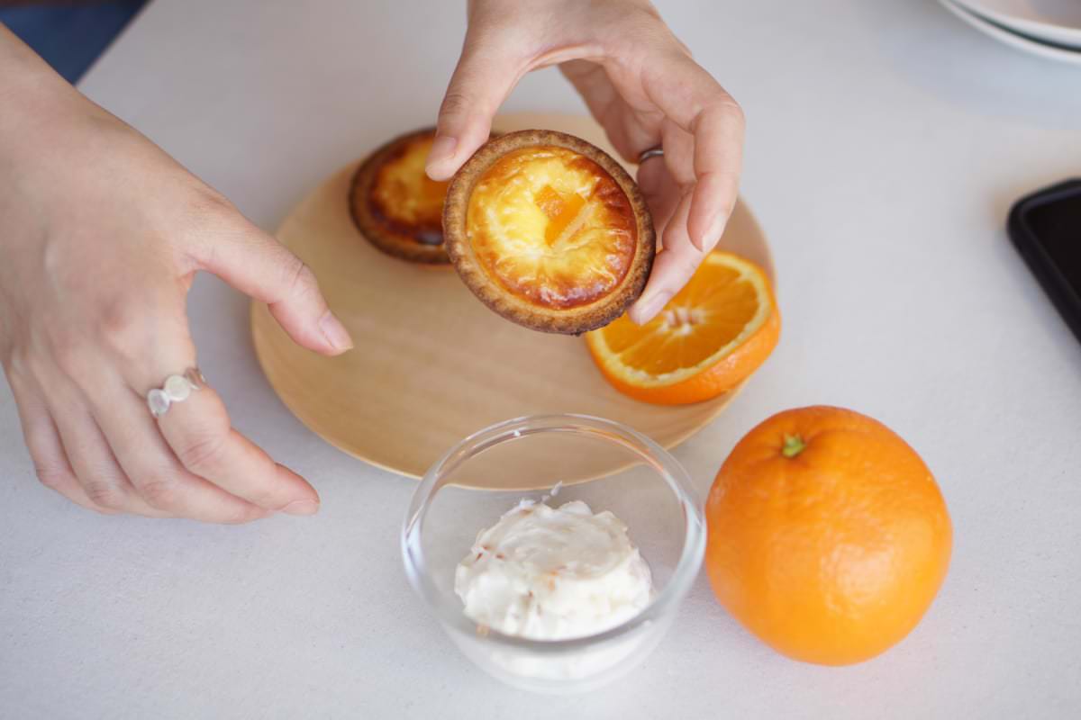 BAKE CHEESE TART「オレンジヨーグルトチーズタルト」ヨーグルト＆オレンジイメージ