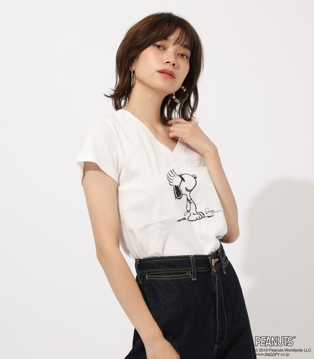 LIMITED SNOOPY V NECK TEE