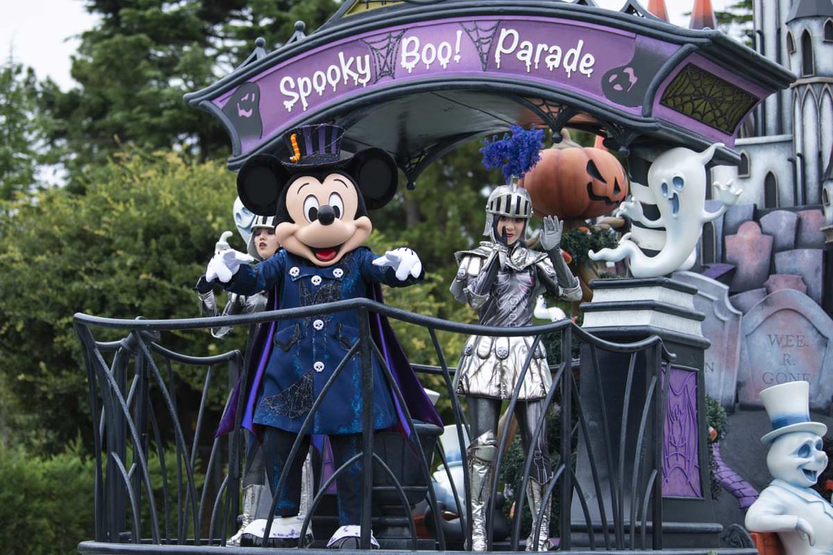 東京ディズニーランド“ディズニー・ハロウィーン2019”『スプーキー“Boo!”パレード』