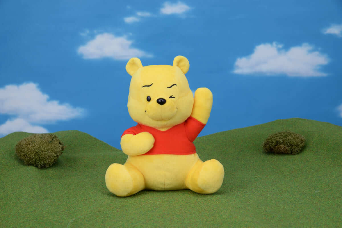 くまのプーさん プレミアム動く!うなずきぬいぐるみ