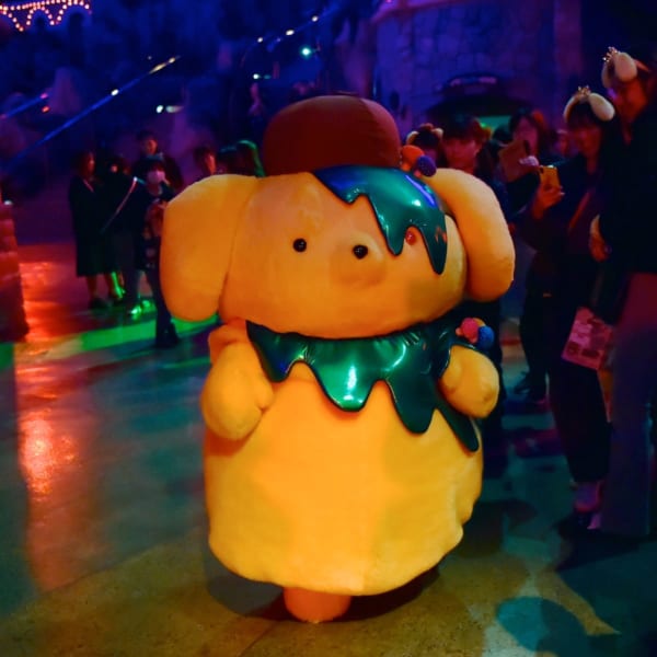 絵本のようなクリスマスフード＆デザート！ポムポムプリンカフェの