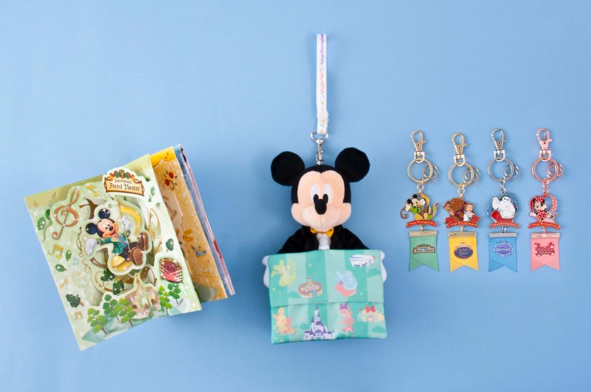 グリーティングカード、ポケットティッシュ入れ、キーチェーン