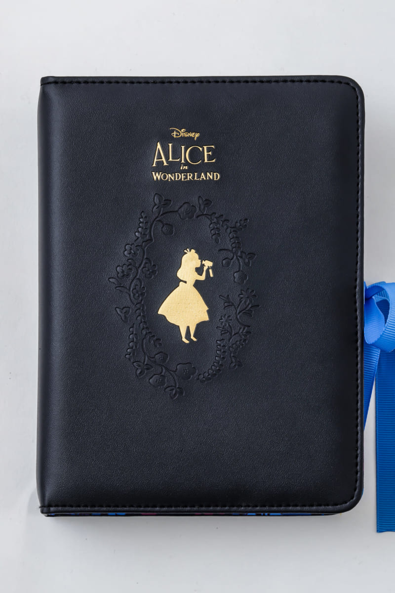 Disney Alice in Wonderland MULTI POUCH BOOK　型押し