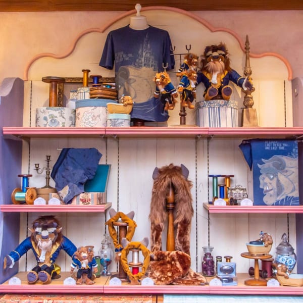 ロマンティックなデザイン！東京ディズニーランド『美女と野獣』グッズ