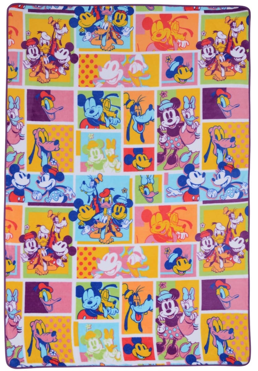 ミッキー＆フレンズ　プレミアムふわふわビッグ毛布