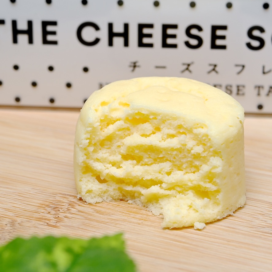 「THE CHEESE SOUFFLE by BAKE CHEESE TART」写真