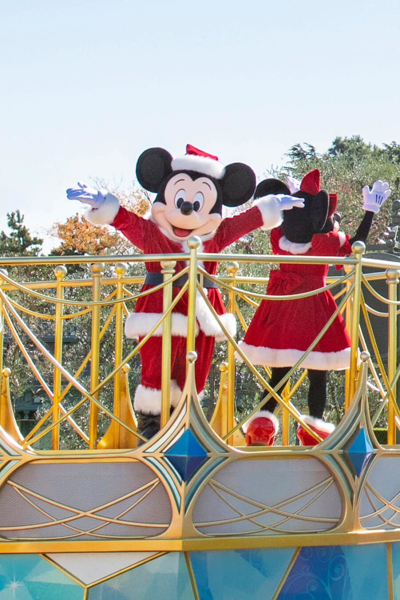 ミッキー フレンズのグリーティングパレード 東京ディズニーランド クリスマス エンターテイメント Dtimes
