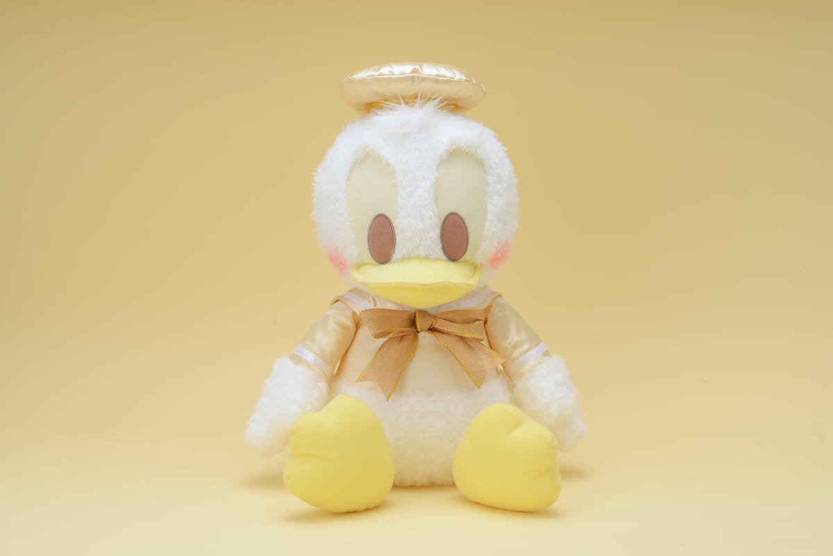 ドナルドダック 赤いほっぺ ギガジャンボホワイトゴールドぬいぐるみ