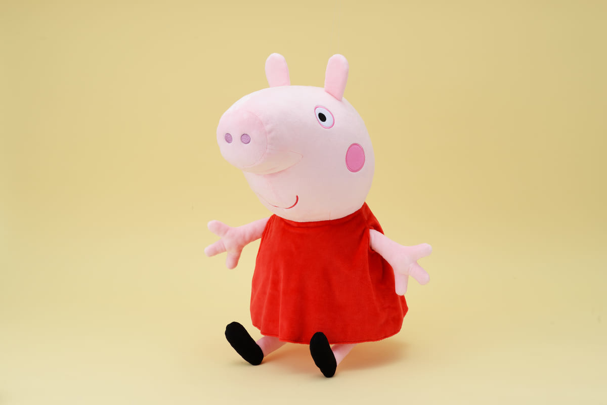 Peppa Pig　ペッパ　ギガジャンボぬいぐるみ