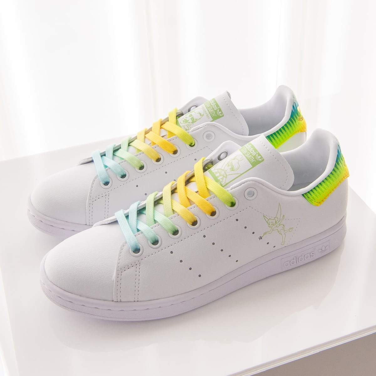 アディダス オリジナルス ディズニー「STAN SMITH(スタンスミス)コレクション」ティンカー・ベル