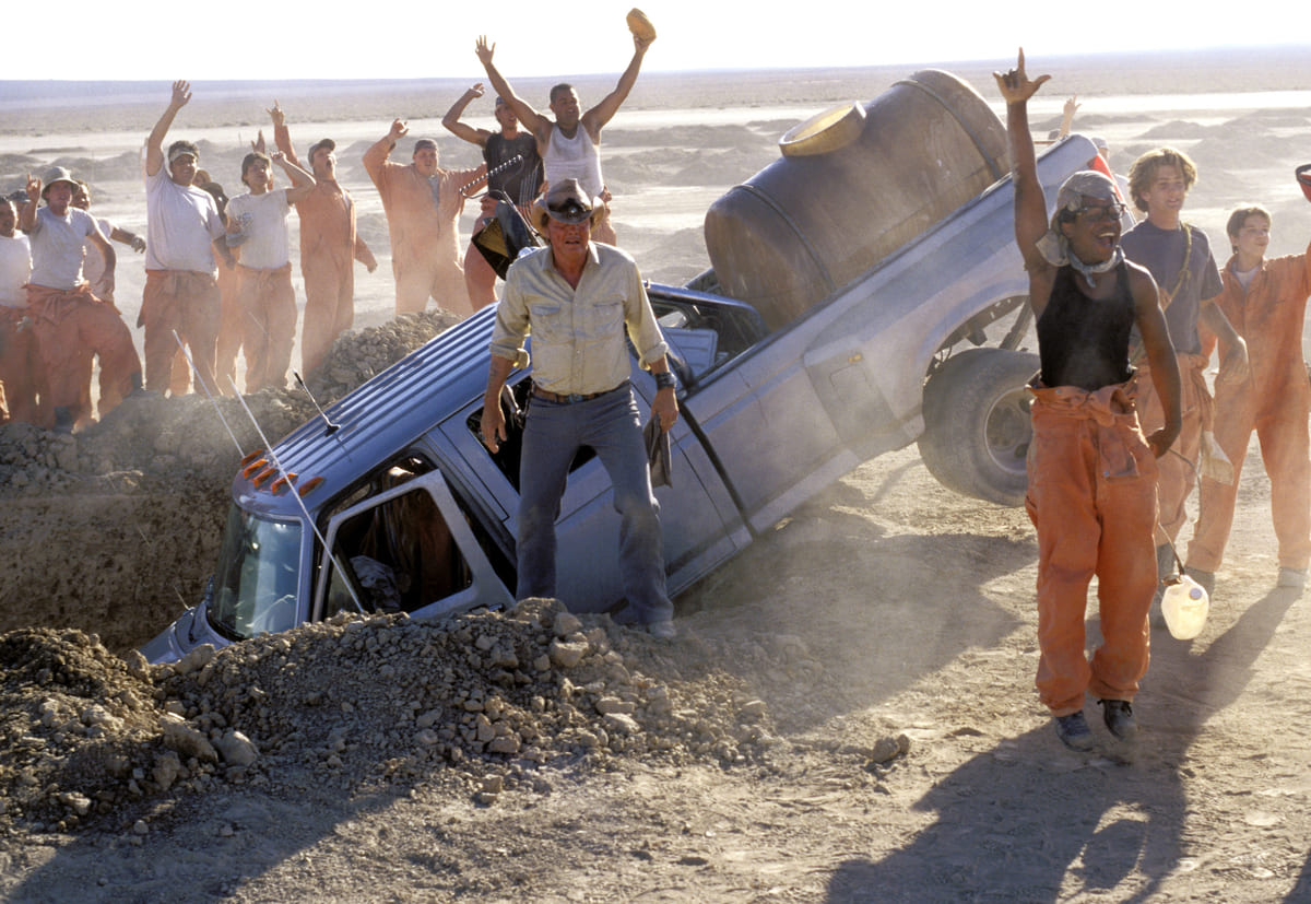 『穴／HOLES』1