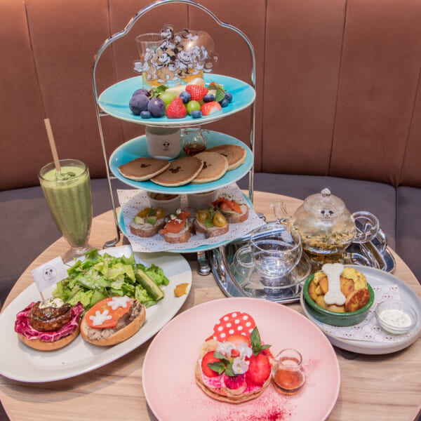 グッズも販売されるカフェ ギフトショップ 渋谷ヒカリエ ディズニー ハーベスト マーケット By カフェ カンパニー Dtimes