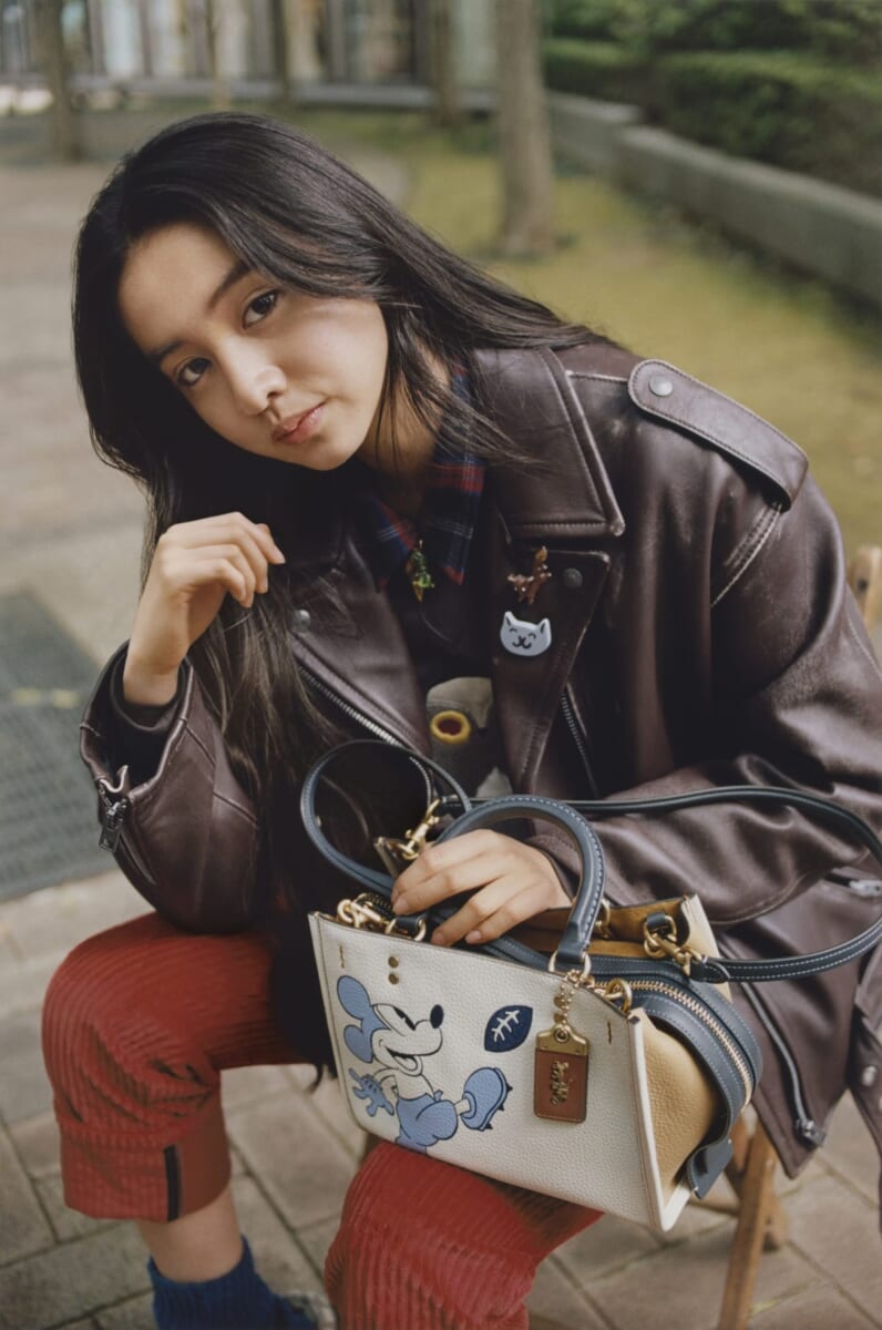 DISNEY X COACH ミッキーマウス Rogue 25 ©Disney　日本先行発売