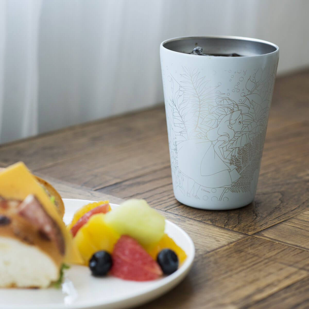 宝島社「Disney CUP COFFEE TUMBLER BOOK Story Collection Alice」5