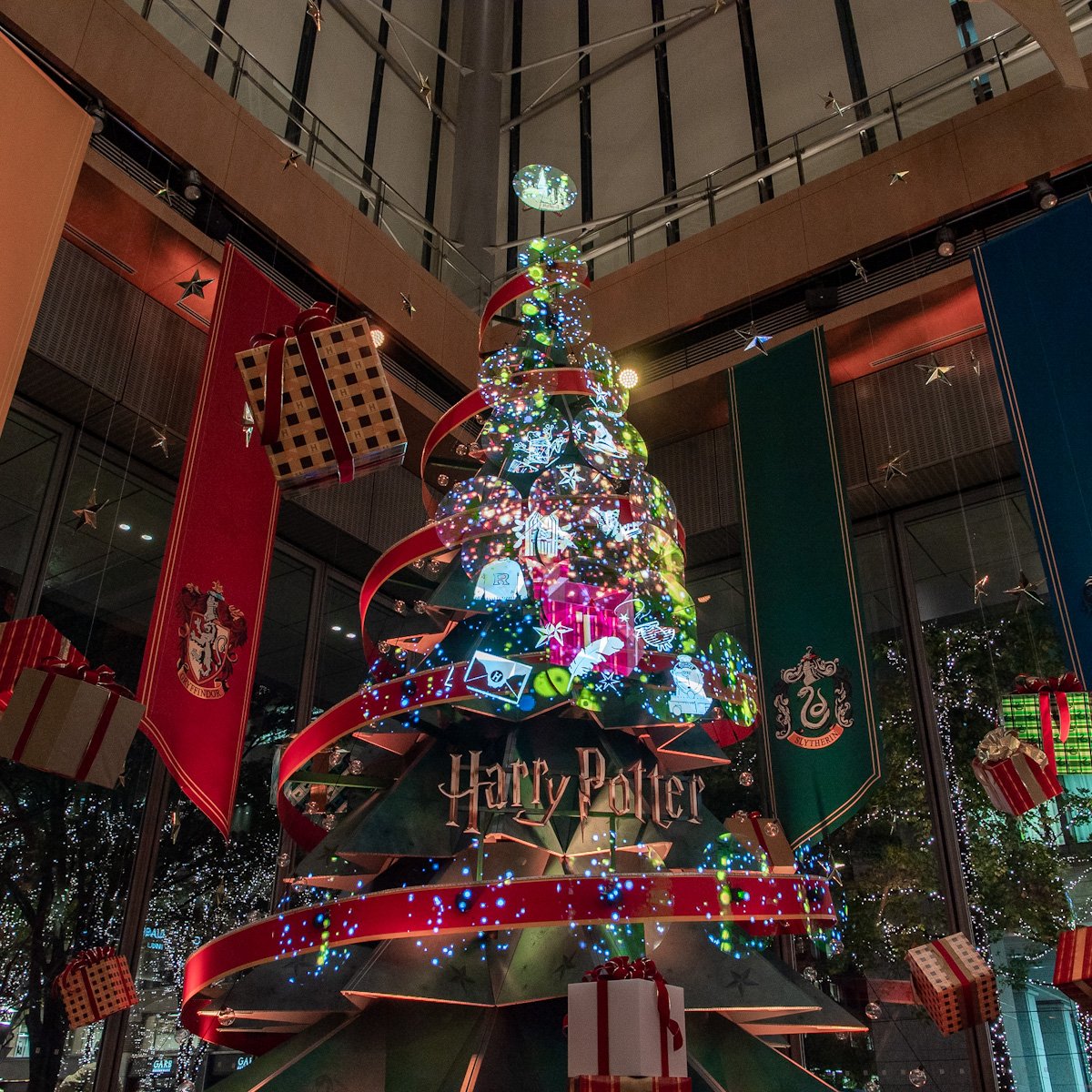 クリスマスツリーや限定グッズも Marunouchi Bright Christmas 21 ハリー ポッター 魔法ワールドからの贈り物 Dtimes