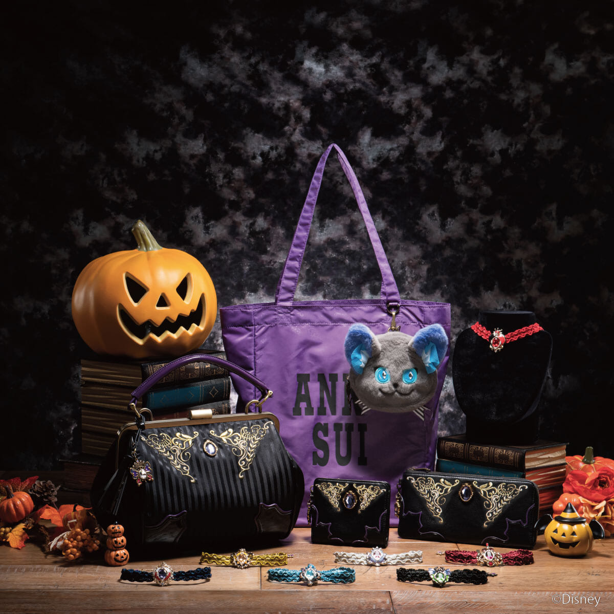 ANNA SUI『ディズニー ツイステッドワンダーランド』グッズ　メイン