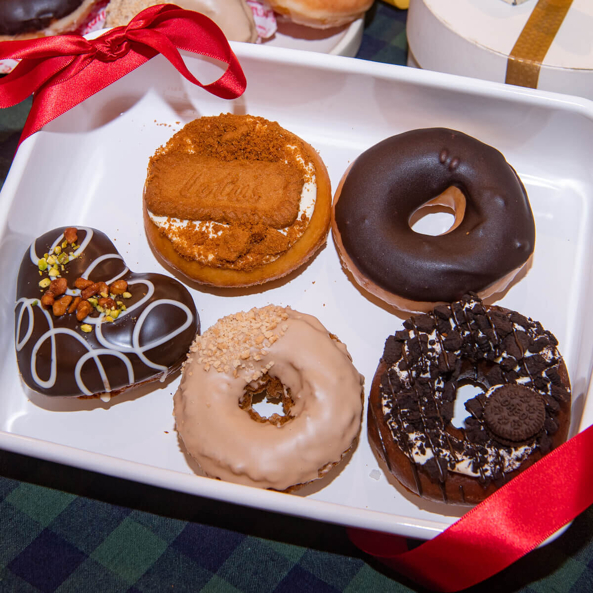 クリスピー・クリーム・ドーナツ「LOVE 5」撮影