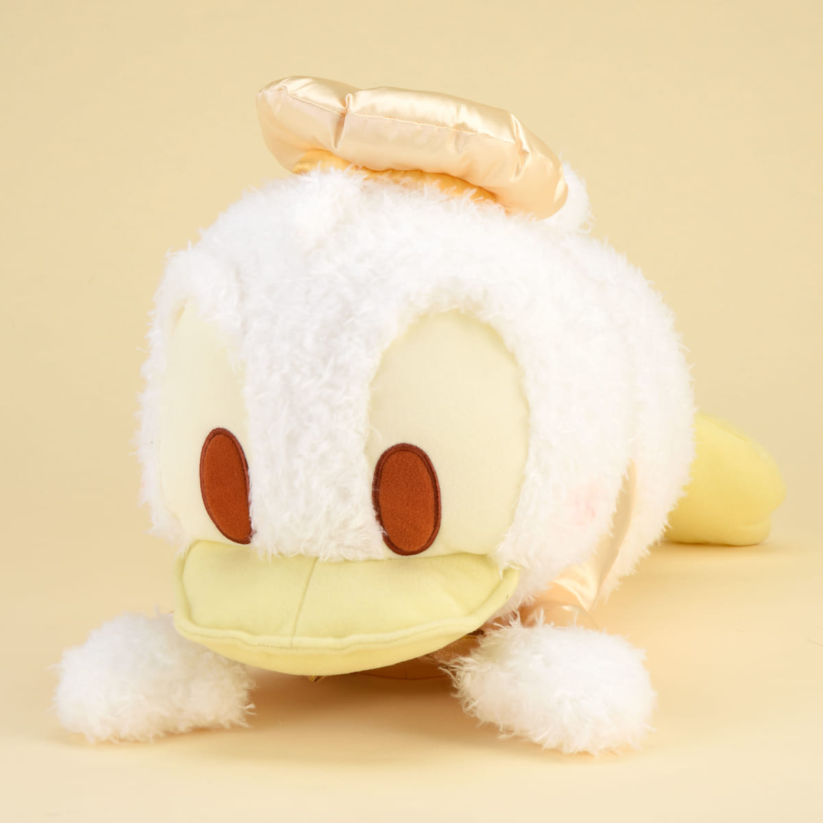 セガプライズ ディズニー「ドナルドダック　赤いほっぺ　寝そべり　ギガジャンボホワイトゴールドぬいぐるみ」