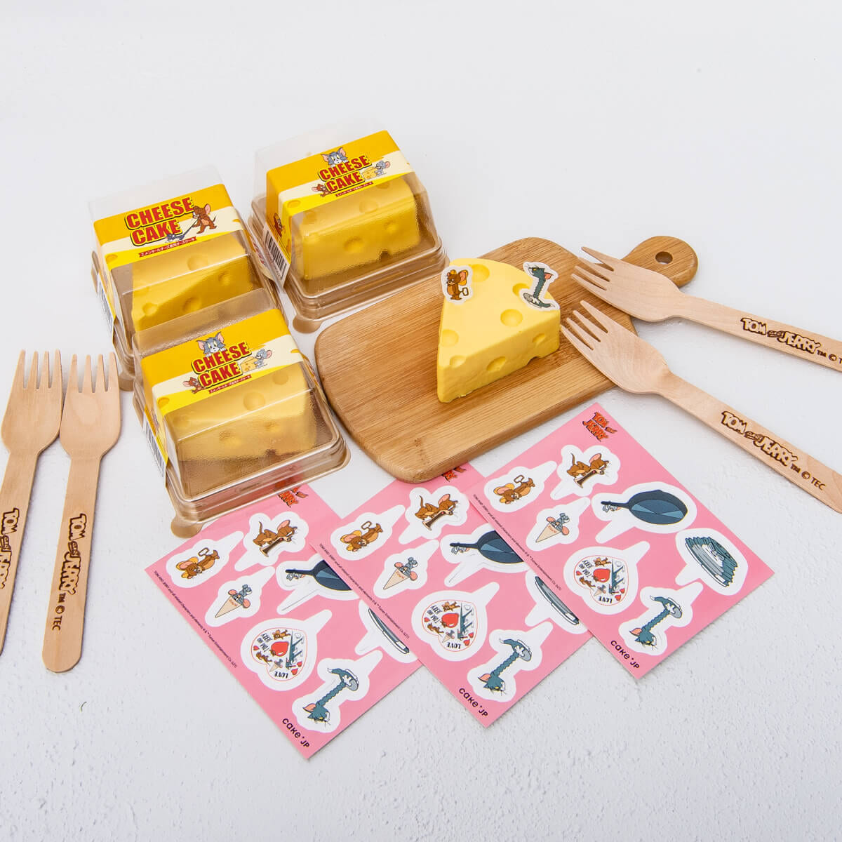 Cake.jp「トムとジェリー　チーズケーキ」13