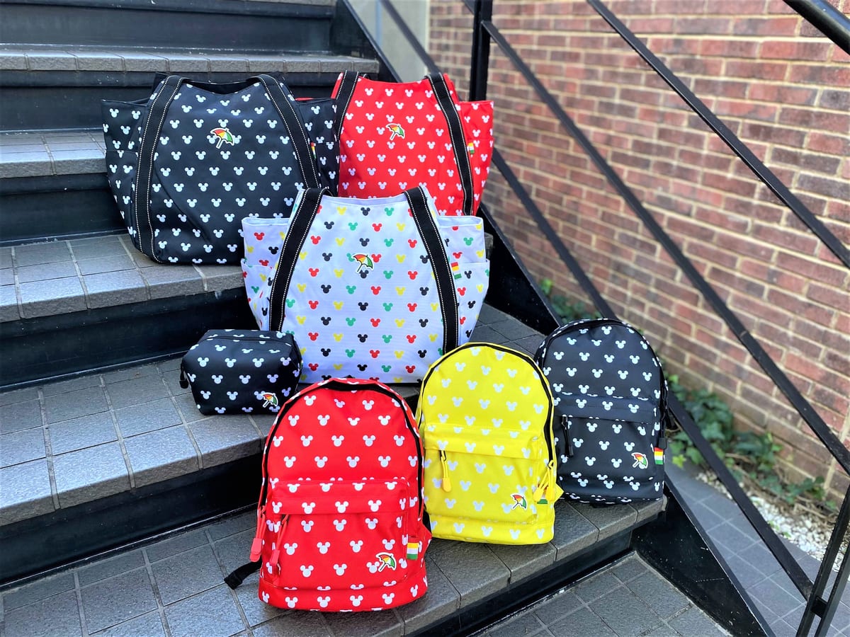 カラフルな傘ロゴがアクセントのミッキーアイコン総柄 アーノルド パーマー ディズニー スペシャルバッグコレクション Dtimes