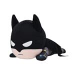『THE BATMAN－ザ・バットマン－』　寝そべり　メガジャンボぬいぐるみ“バットマン”