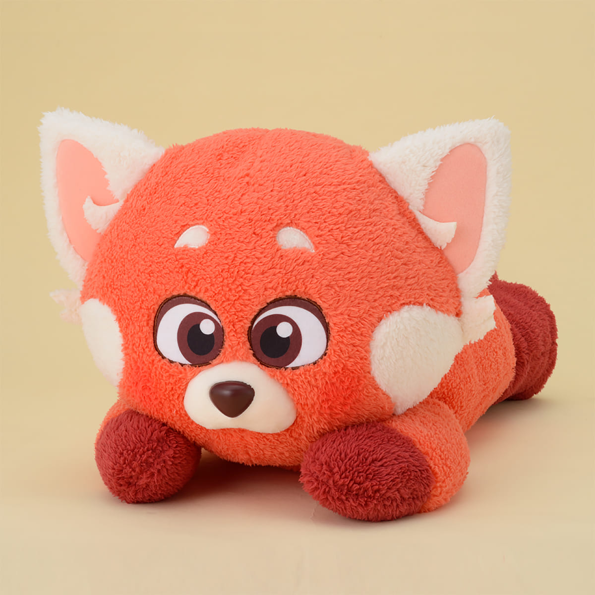 セガプライズ ディズニー＆ピクサー『私ときどきレッサーパンダ』赤いほっぺ 寝そべり ギガジャンボぬいぐるみ