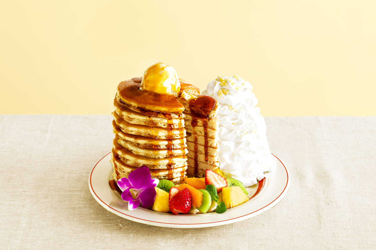 Eggs ’n Things（エッグスンシングス）「Anniversary Pancakes（アニバーサリーパンケーキ）」