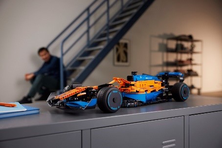 インテリアにぴったり「レゴ®テクニック マクラーレン フォーミュラ 1 レースカー」