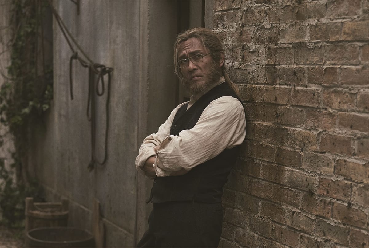 ヴァン・ホーエンハイム（内野聖陽）_R